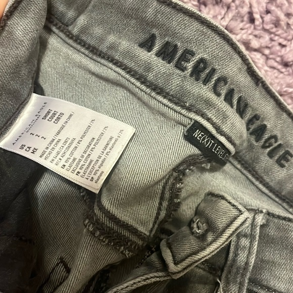 ameican eagle ripped jeans - Picture 2 of 2